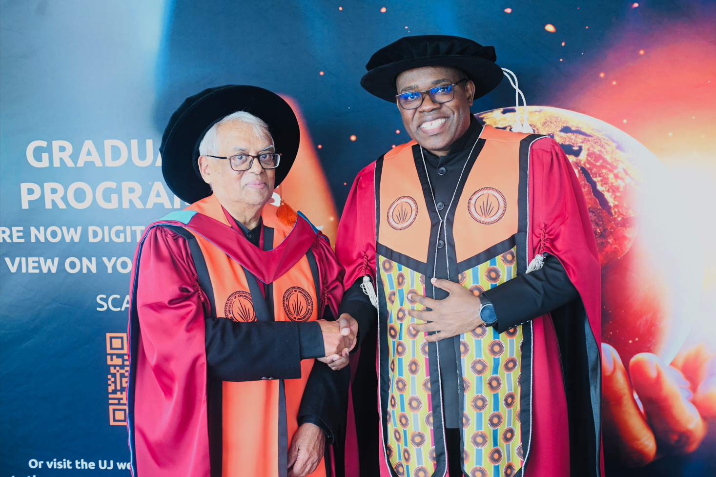 Mr John Samuel and UJ Vice-Chancellor and Principal Professor Letlhokwa Mpedi 