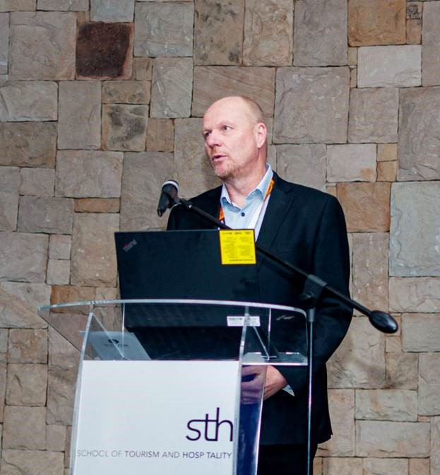 Professor Jarkko Saarinen